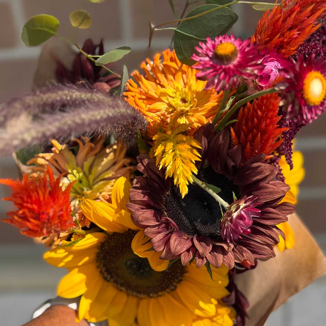 2026 Seasonal Flower Subscription | Fresh Flowers | Local
