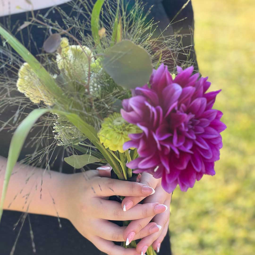 Handheld Posy | Perfect for Homecoming & Prom